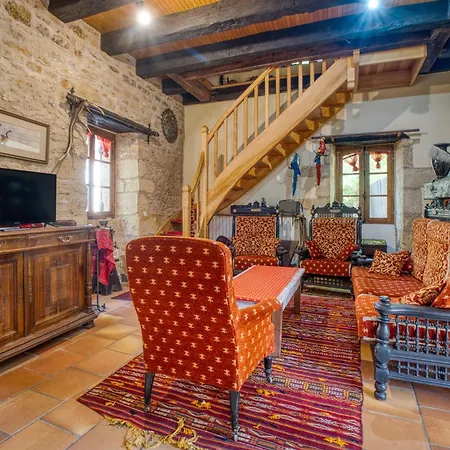 Perigourdin Grande Piscine Holiday home *