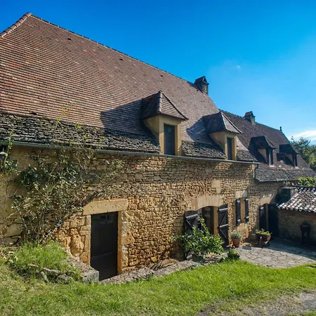 Perigourdin Grande Piscine Saint-Andre-d'Allas