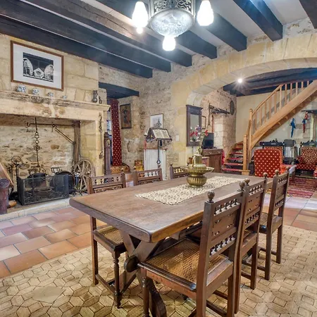 Holiday home Perigourdin Grande Piscine *