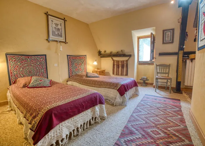 Périgourdin Grande Piscine Hébergement de vacances *